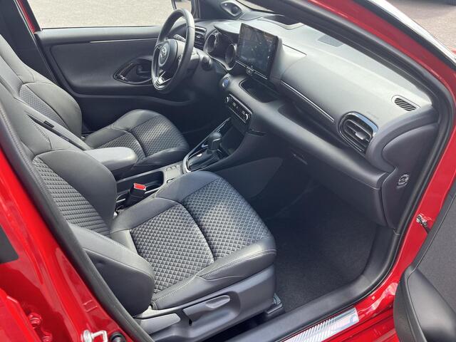 Toyota YARIS 1.5 Hybrid Executive | Navigatie | Apple CarPlay/Android auto | Achteruitrijcamera | Stoelverwarming | Stuurverwarming