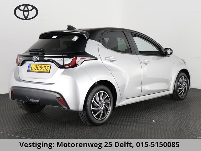 Toyota YARIS 1.5 HYBRID BI-TONE SILVERLINE AUTOMAAT CLOUD NAVI APPLE & ANDROID.CAMERA.TOYOTA GARANTIE TOT 2031 !!