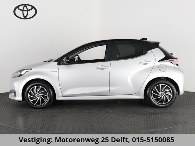 Toyota YARIS 1.5 HYBRID BI-TONE SILVERLINE AUTOMAAT CLOUD NAVI APPLE & ANDROID.CAMERA.TOYOTA GARANTIE TOT 2031 !!