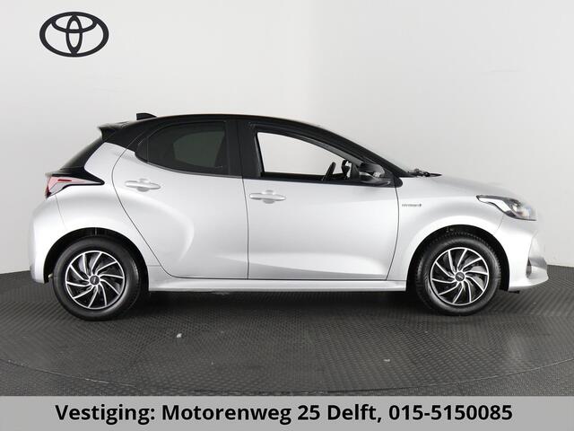 Toyota YARIS 1.5 HYBRID BI-TONE SILVERLINE AUTOMAAT CLOUD NAVI APPLE & ANDROID.CAMERA.TOYOTA GARANTIE TOT 2031 !!