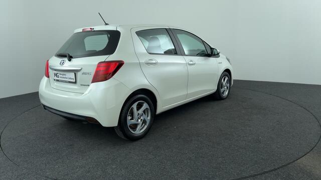 Toyota YARIS 1.5 Hybrid Trend