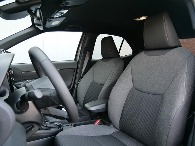 Toyota YARIS Cross 1.5 Hybrid 130 Pk Teamplayer Automaat Apple Carplay / DAB / Camera / Stoelverwarming