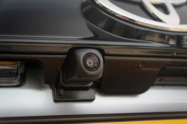 Toyota YARIS 1.5 Hybr 130 Dynamic | Stoel+Stuurverwarming | Camera+PDC V/A |