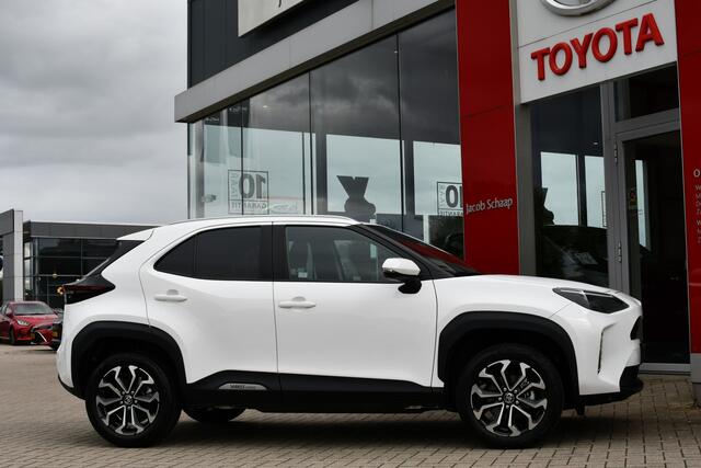 Toyota YARIS Cross 1.5 Hybrid Dynamic Limited Automaat 116pk | Head-up display | Stoelverwarming | Keyless |