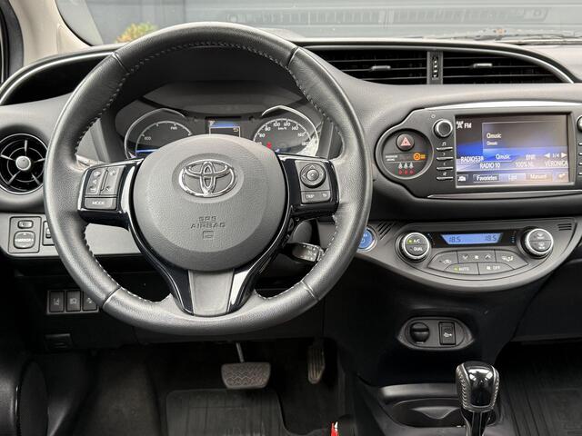 Toyota YARIS 1.5 Hybrid Design Sport Navi,Camera,Clima,Cruise,Lm velgen,Apk tot 06-2026