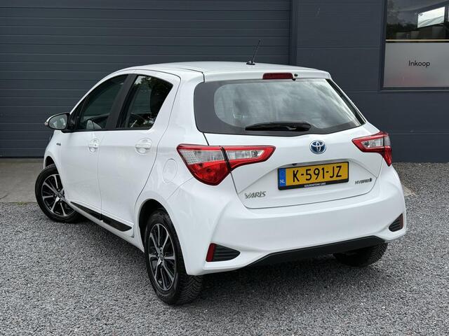 Toyota YARIS 1.5 Hybrid Design Sport Navi,Camera,Clima,Cruise,Lm velgen,Apk tot 06-2026