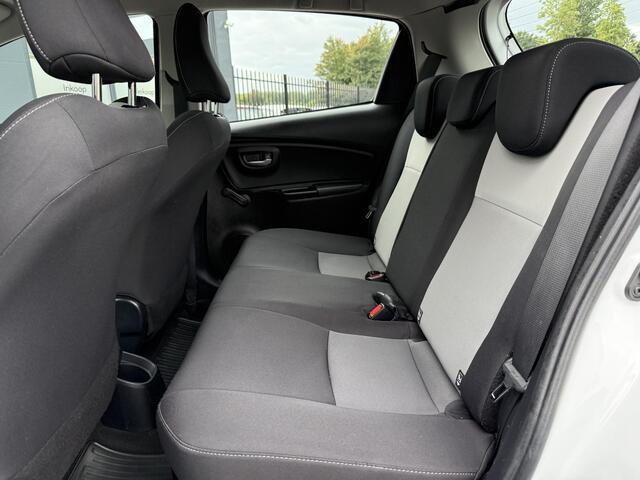 Toyota YARIS 1.5 Hybrid Design Sport Navi,Camera,Clima,Cruise,Lm velgen,Apk tot 06-2026