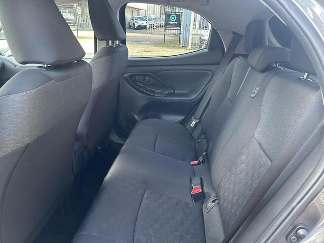 Toyota YARIS 1.5 Hybrid 115 First Edition