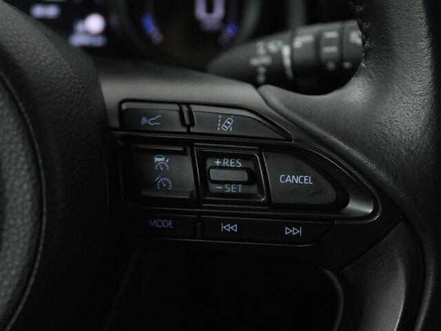 Toyota YARIS 1.5 Hybrid Dynamic | LED | Climate Control |