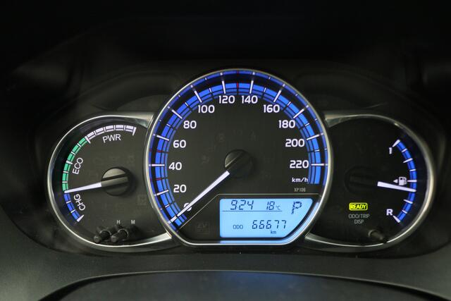 Toyota YARIS 1.5 Hybrid Trend Camera, Navigatie, Rijstrooksensor, Climate, LED, Trekhaak