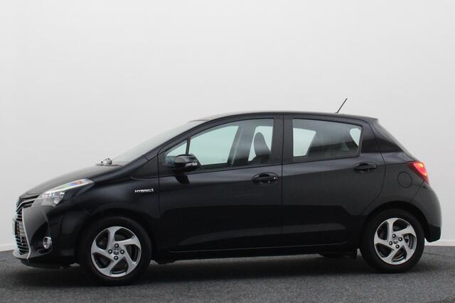 Toyota YARIS 1.5 Hybrid Trend Camera, Navigatie, Rijstrooksensor, Climate, LED, Trekhaak