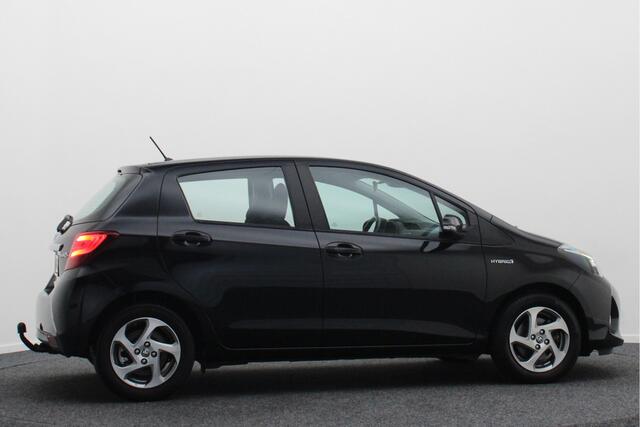 Toyota YARIS 1.5 Hybrid Trend Camera, Navigatie, Rijstrooksensor, Climate, LED, Trekhaak