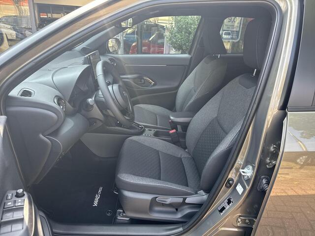 Toyota YARIS Cross 1.5 Hybrid 130pk Dynamic Comfort Pack 06-10141018 Voor meer informatie