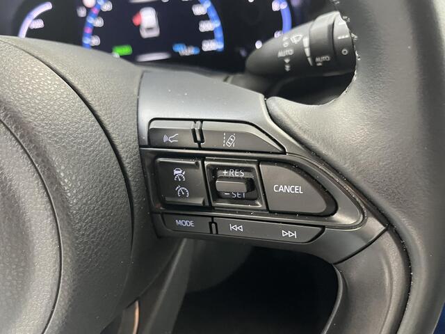 Toyota YARIS Cross 1.5 Hybrid Executive Lage kilometerstand! Headup Display, Dodehoekdetectie, Stoelverwarming, Adaptieve Cruisecontrol, Trekhaak
