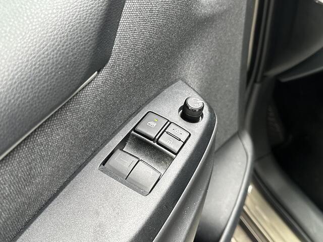 Toyota YARIS 1.5 Hybrid Active met Lichtmetalen velgen, Carplay, 1e eigenaar, dealer onderhouden
