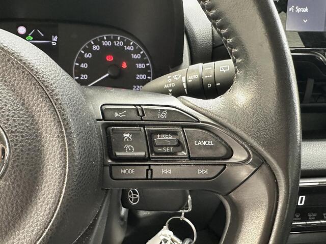 Toyota YARIS 1.5 Hybrid Active met Lichtmetalen velgen, Carplay, 1e eigenaar, dealer onderhouden
