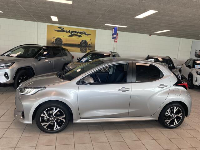 Toyota YARIS 1.5 Hybrid 115 First Edition