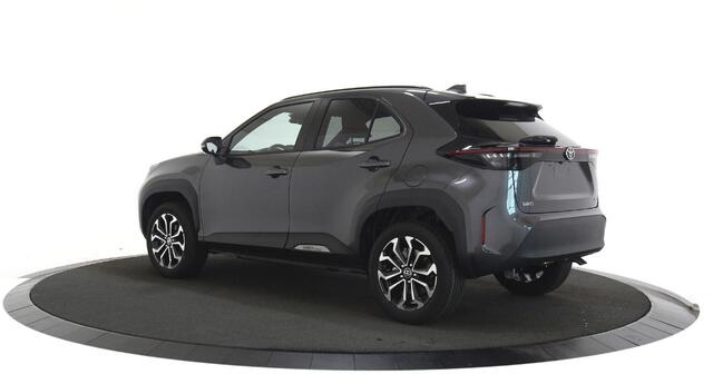 Toyota YARIS Cross 1.5 Hybrid 130 Teamplayer Design Carplay / Camera / Lm velgen