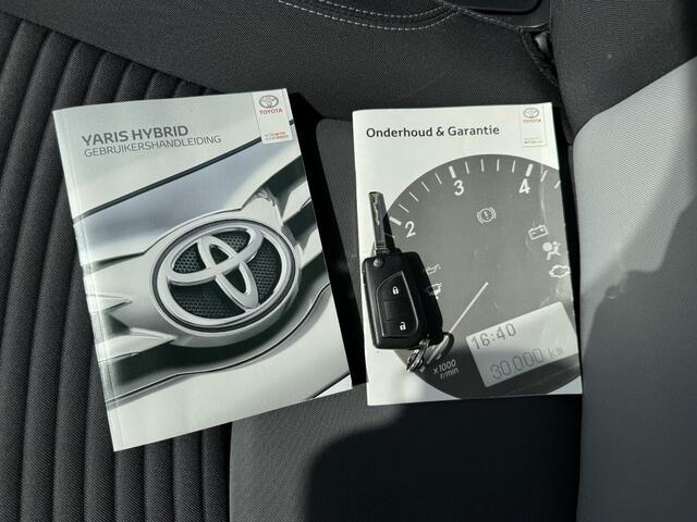 Toyota YARIS 1.5 Hybrid Active / Achteruitrijcamera / Cruise control / Bluetooth