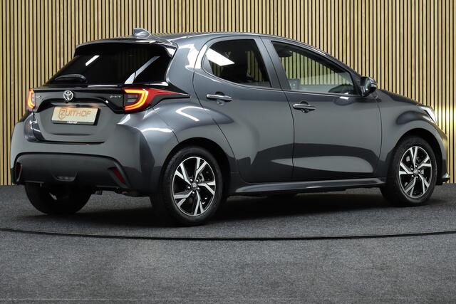 Toyota YARIS 1.5 Hybrid 115 Dynamic | Adaptive-cruise | Camera | Maps Navigatie | Apple Carplay & Android Auto | Clima | Stoelverwarming