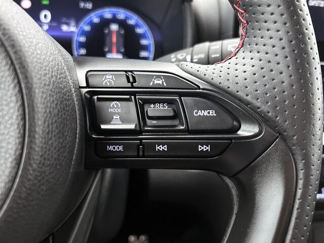 Toyota YARIS Cross 1.5 Hybrid 130 GR Sport | Dodehoekdetecite | Elektrische Achterklep | Stoelverwarming | Draadloos opladen |