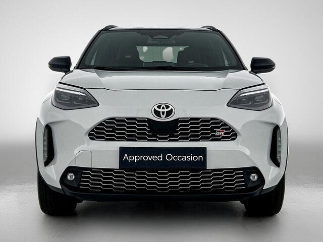 Toyota YARIS Cross 1.5 Hybrid 130 GR Sport | Dodehoekdetecite | Elektrische Achterklep | Stoelverwarming | Draadloos opladen |