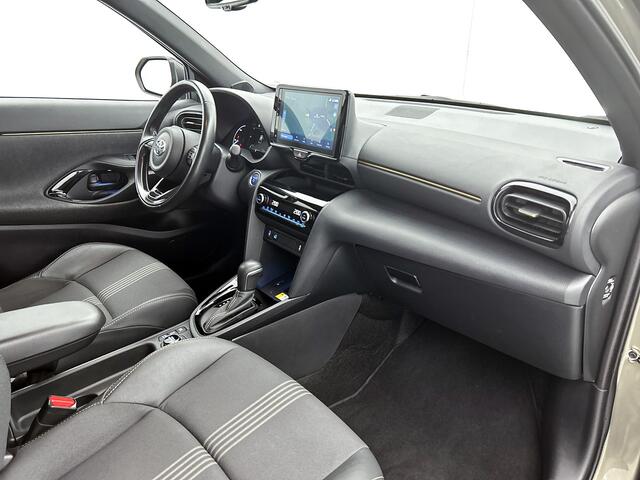 Toyota YARIS Cross 1.5 Hybrid AWD Adventure