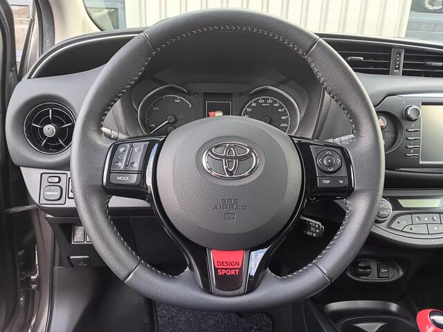 Toyota YARIS 1.5 Hybrid Design Sport 54kw Cruise/Clima Navi AUR-Camera LM-Velgen