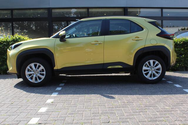 Toyota YARIS Cross 1.5 Hybrid Dynamic Special | Rijklaar | Elek achterklep | Stoel-/Stuurverwarming | Apple/Android | Navi | HUD