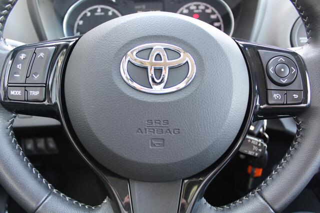Toyota YARIS 1.5 VVT-i Aspiration | Rijklaar | Cruise | Clima | Camera | Navi | Bluetooth