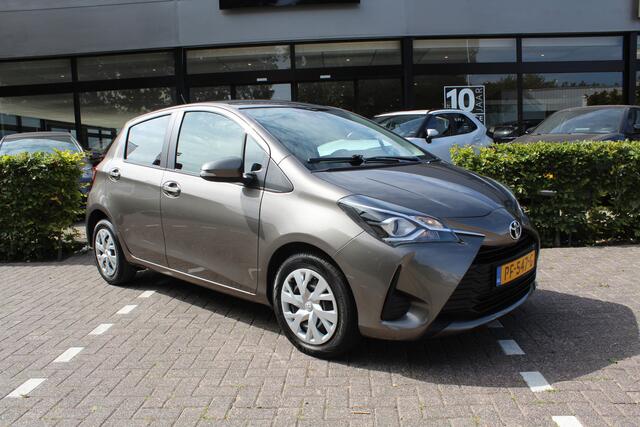 Toyota YARIS 1.5 VVT-i Aspiration | Rijklaar | Cruise | Clima | Camera | Navi | Bluetooth