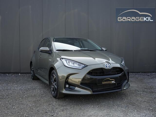 Toyota YARIS 1.5 Hybrid Team D dealer onderh. / 1ste eigenaar / Camera / Keyless / 16'' LM velgen / LED