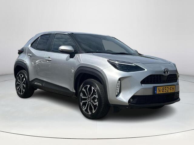 Toyota YARIS Cross 1.5 Hybrid First Edition | Carplay | Getint glas achte | ACC