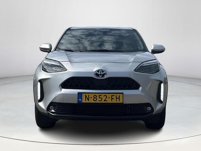 Toyota YARIS Cross 1.5 Hybrid First Edition | Carplay | Getint glas achte | ACC