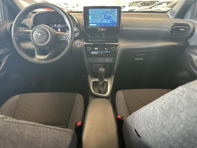 Toyota YARIS Cross 1.5 Hybrid First Edition | Carplay | Getint glas achte | ACC