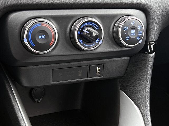 Toyota YARIS 1.5 VVT-i Dynamic | Airconditioning | Achteruitrijcamera | Apple Carplay/Android Auto |