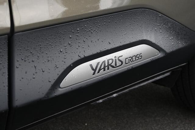 Toyota YARIS Cross 1.5 Hybrid 115 First Edition Comfort Pack