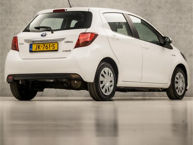 Toyota YARIS 1.5 Hybrid Sport Automaat (NAVIGATIE, CLIMATE, CAMERA, CRUISE, SPORTSTOELEN, LED KOPLAMPEN, NIEUWE APK, NIEUWSTAAT)
