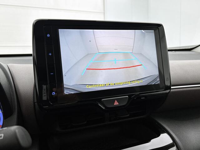 Toyota YARIS Cross 1.5 Hybrid Executive Limited | Panoramadak | Full map navigatie | Adaptive cruise control | LM velgen |
