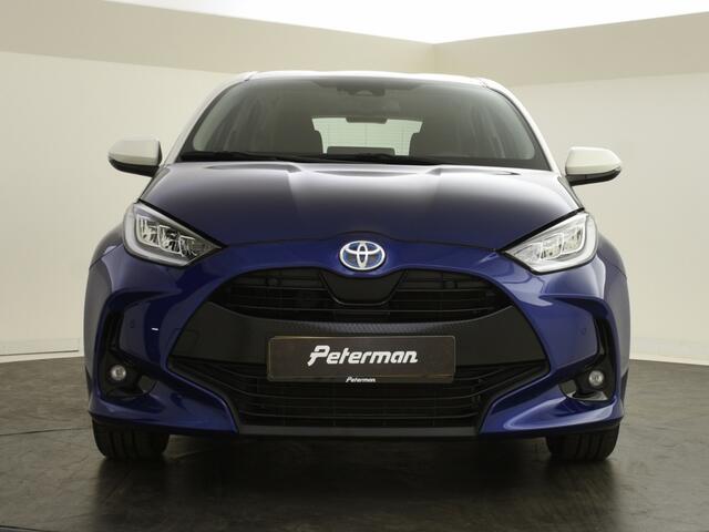 Toyota YARIS 1.5 Hybrid Bi-Tone | Parkeersensoren V+A | BLS | HUD | Navigatie