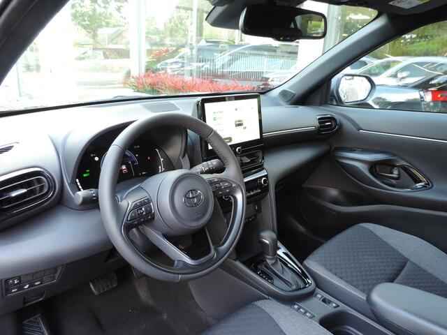 Toyota YARIS Cross 1.5 Hybrid 130 Dynamic (NIEUW) - Camera | Carplay | PDC v+a | Climat cointrol | Stoel/stuurverw.
