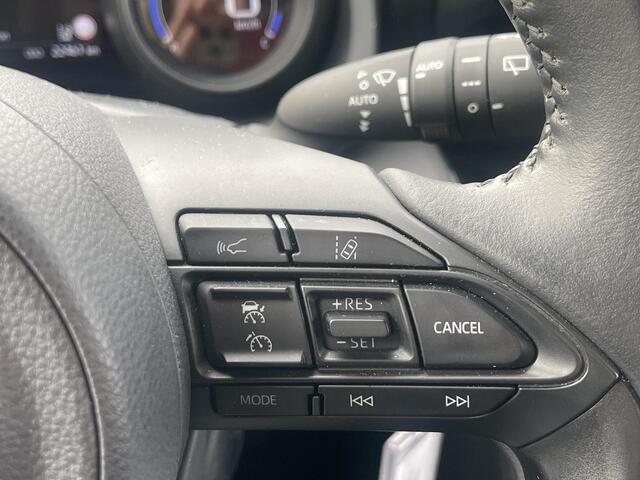 Toyota YARIS Cross 1.5 VVT-I Active 1350KG Trekgewicht, Apple CarPlay, Airco, Hoge Instap, tot 2033 of tot 200.000km Garantie!