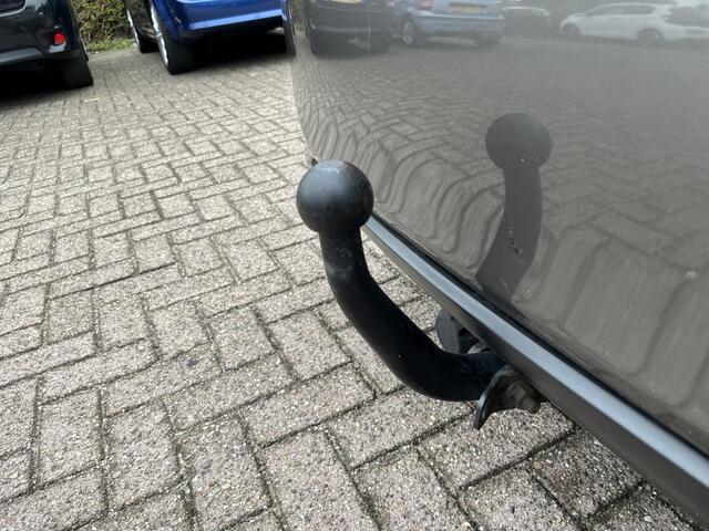 Toyota YARIS 1.5 VVT-i Aspiration Automaat trekhaak nap