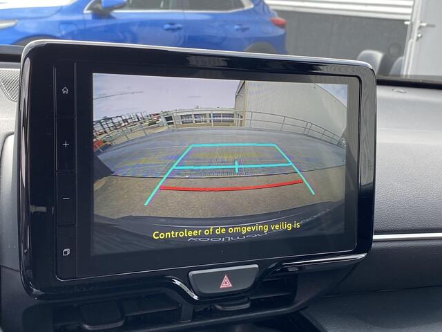 Toyota YARIS Cross 1.5 Hybrid 115 First Edition Navigatie Apple CarPlay/Android Auto, adaptieve cruise control, achteruitrij camera, keyless, automaat!