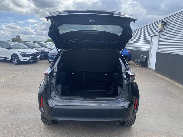 Toyota YARIS Cross 1.5 Hybrid First Edition Navigatie Apple CarPlay/Android Auto, achteruitrij camera, adaptieve cruise control, keyless