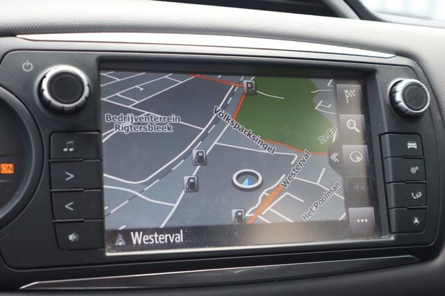 Toyota YARIS 1.5 Hybrid Dynamic Keyless/Cruise/Camera/Navi