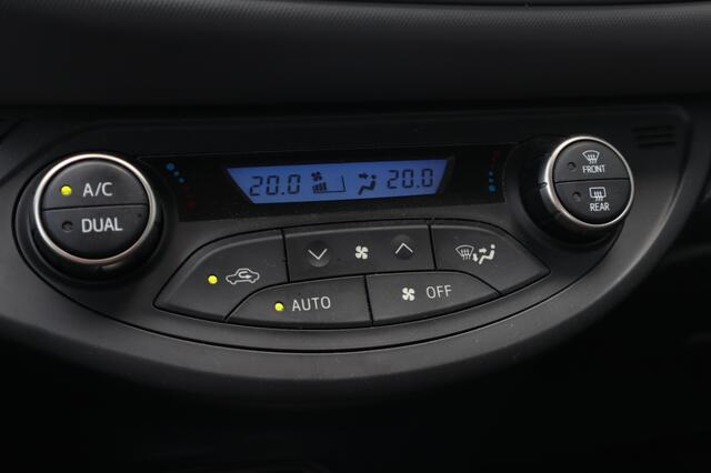 Toyota YARIS 1.5 Hybrid Dynamic Keyless/Cruise/Camera/Navi