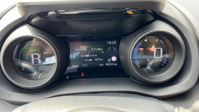 Toyota YARIS Cross 1.5 Hybrid Active | CLIMATE | CRUISE | CAMERA | APPLE / ANDROID CARPLAY