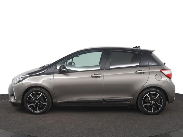 Toyota YARIS 1.5 Hybrid Y20 Style Edition | Stoelverwarming | Navigatie | Cruise control |