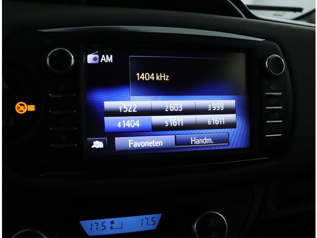 Toyota YARIS 1.5 Hybrid Y20 Style Edition | Stoelverwarming | Navigatie | Cruise control |